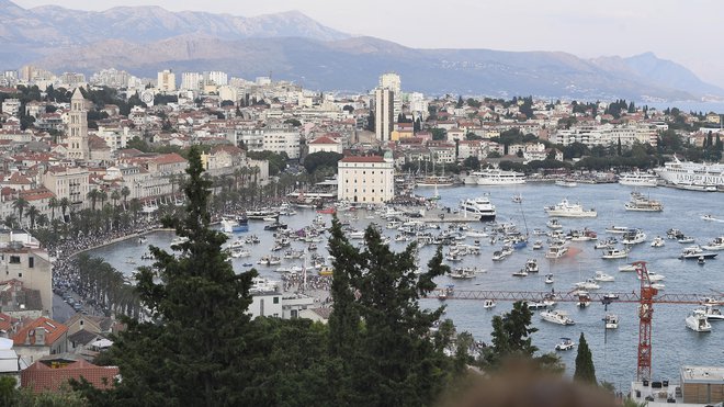 Split je v prvem krogu osvojil Ivica Puljak, kandidat sredine. FOTO: Ante Cizmic/Cropix