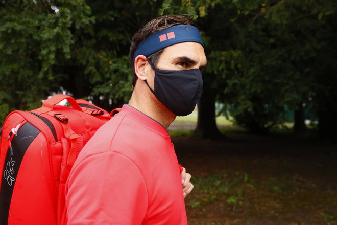 Roger Federer skrbi za svojo varnost. FOTO: Denis Balibouse/Reuters