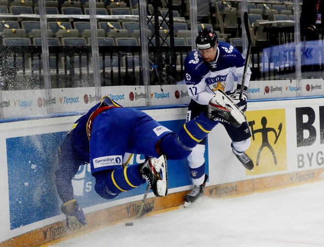 Češka hokejska reprezentanca je osvojila pokal na evropskem turnirju Carlson, ki so se ga v Pragi udeležile reprezentance Češke, Švedske, Finske in Rusije. FOTO: David W Cerny/Reuters<br />
<br />
&nbsp;