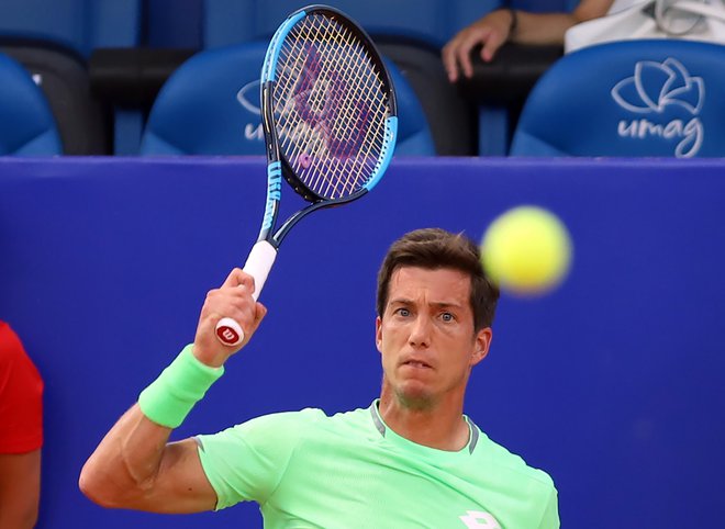 Aljaž Bedene se bo v drugem krogu Lyona pomeril s četrtim nosilcem iz Belgije Davidom Goffinom. FOTO: Željko Hajdinjak/Cropix