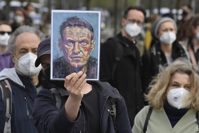 Ruske oblasti privržencem Alekseja Navalnega poskušajo preprečiti, da bi nastopili na volitvah. FOTO: John Macdougall/AFP