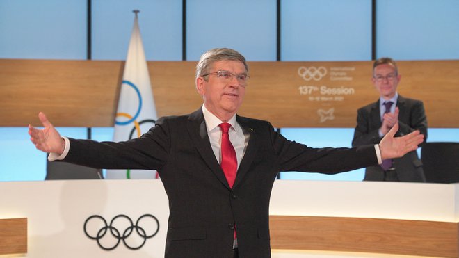 Thomas Bach je Japonski za poletne olimpijske in paraolimpijske igre v Tokiu ponudil zdravniško osebje. FOTO: Greg Martin/AFP