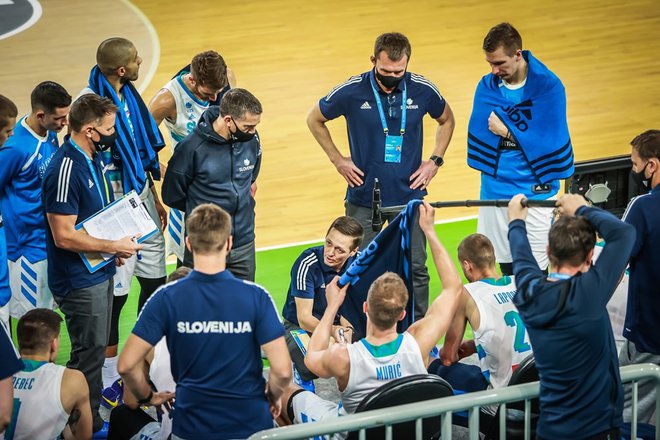 Evropske prvake v košarki pod taktirko selektorja Aleksandra Sekulića prihodnji mesece čakajo kvalifikacije za uvrstitev na olimpijski turnir v Tokio. FOTO: Fiba