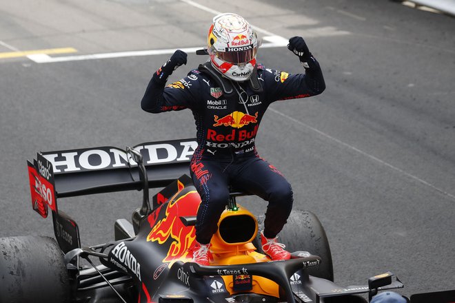 Max Verstappen ni skrival navdušenja po krstni zmagi v Monte Carlu. FOTO: Gonzalo Fuentes/AFP