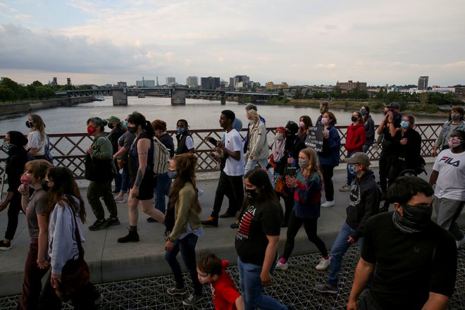 Gibanje Temnopolta življenja štejejo svoj vpliv seli na vso ameriško družbo in med zadnjimi zaostritvami na Bližnjem vzhodu so ponekod organizirali demonstracije proti Izraelu.<br />
Foto Alisha Jucevic/Reuters