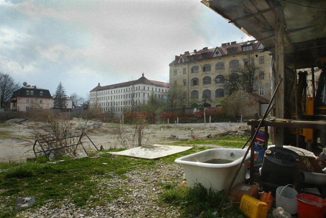 &raquo;Nujno je, da Nuk II ujame val investicij, preden nas spet zajame ledena doba,&laquo; je dejal član NSK Mitja Čander. FOTO: Jure Eržen