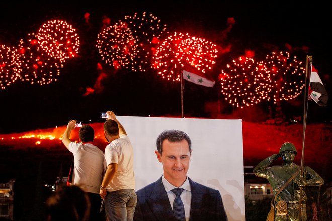 Asadova protikandidata sta bila dokaj neznana izzivalca. Skupaj sta osvojila 4,8 odstotka glasov. FOTO: Omar Sanadiki/Reuters