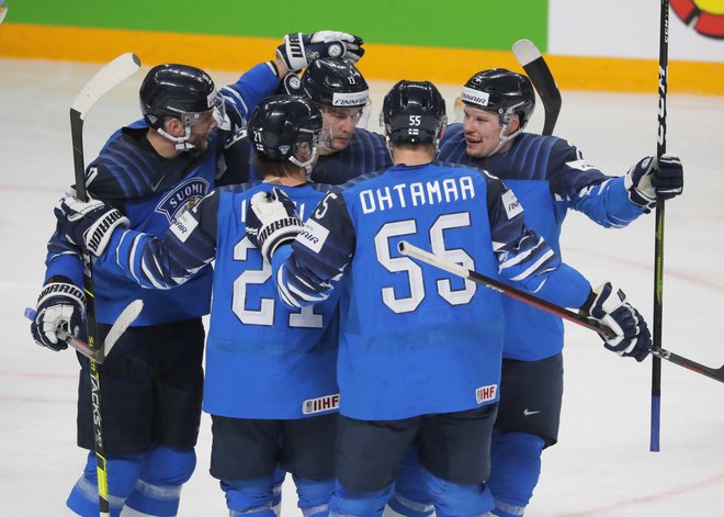 Finski hokejisti so premagali tudi Latvijce. FOTO: Vasily Fedosenko/Reuters