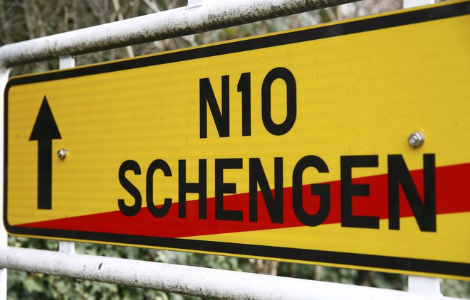 Schengenski sistem je moćno na udaru že od migracijske krize v letih 2015 in 2016. FOTO: Wolfgang Rattay/Reuters