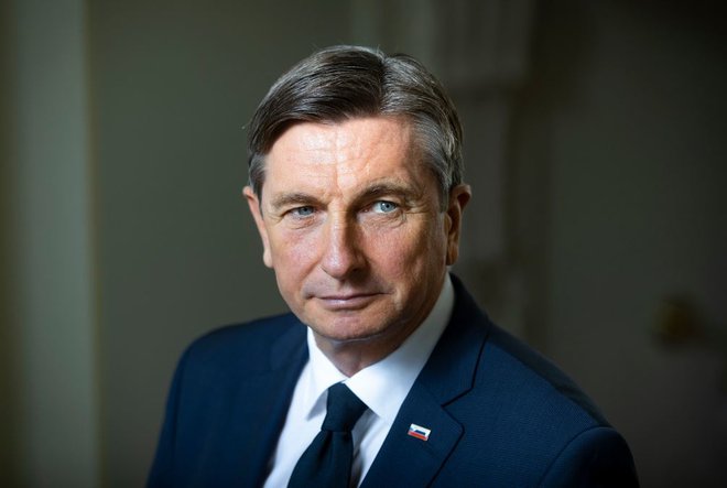 &raquo;STA bom odlikoval za 30 let njenega pomembnega poslanstva,&laquo; je Borut Pahor izjavil glede odlikovanja Slovenske tiskovne agencije. FOTO: Voranc Vogel/Delo