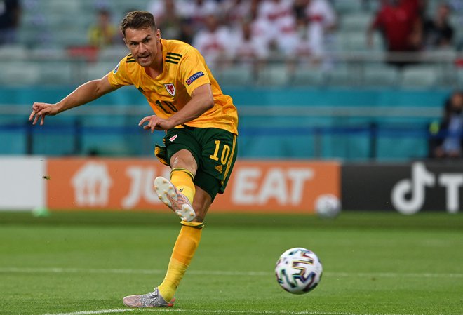 Aaron Ramsey je dosegel prvi gol za Wales. FOTO: Ozan Kose/AFP