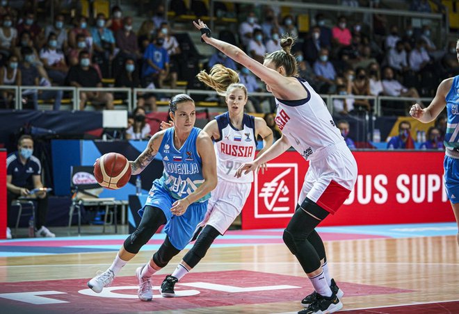 Rusinje so bile previsoka ovira za Niko Barič in soigralke. FOTO: FIBA
