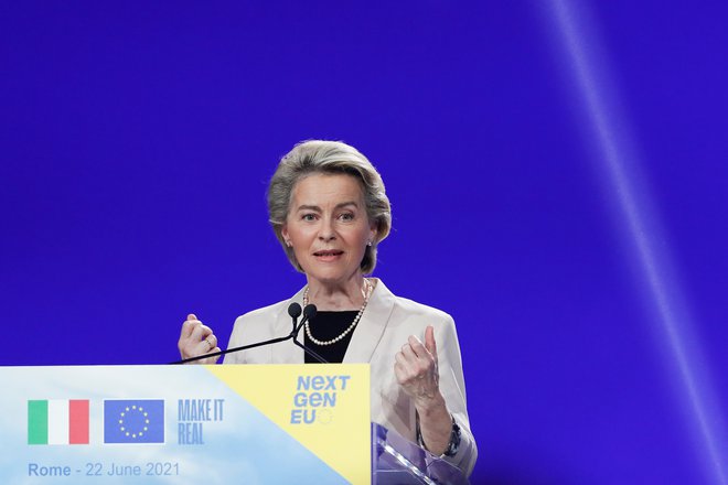 Predsednica evropske komisije Ursula von der Leyen verjame v Unijo, ki podpira različnost. FOTO:&nbsp;Remo Casilli/Reuters