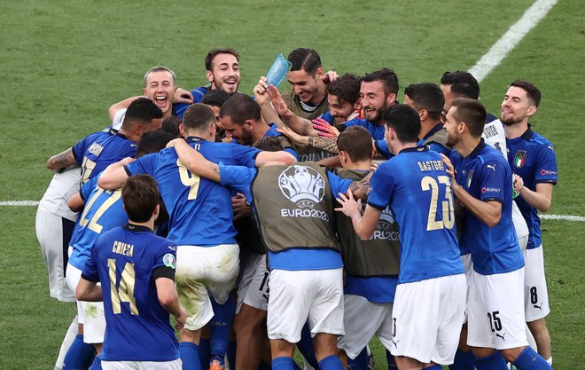 Italijanski nogometaši bodo lovili četrtfinale v sosedskem derbiju z Avstrijo. FOTO: Ryan PierseReuters
