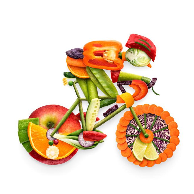 Na kolesu je bolje biti lačen, kot pa da je želodec prepoln. FOTO: Shutterstock