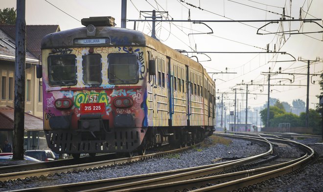 Vsi mladoletniki so bili predlagani v nadaljnji postopek. FOTO: Jože Suhadolnik/Delo