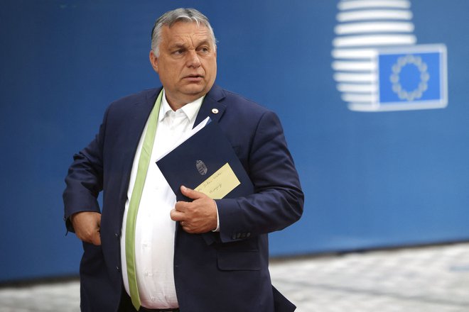 Viktor Orbán je prvi evropski voditelj na zloglasnem seznamu. FOTO: Olivier Matthys/AFP