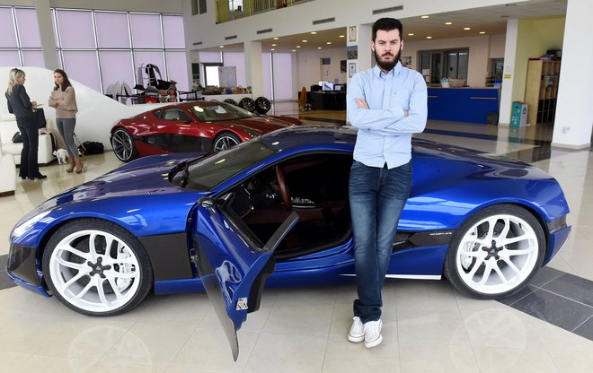 Mate Rimac: Že leto dni se ukvarjamo z novim Bugattijevim modelom, ki bo čudež. FOTO: Denis Lovrović/AFP