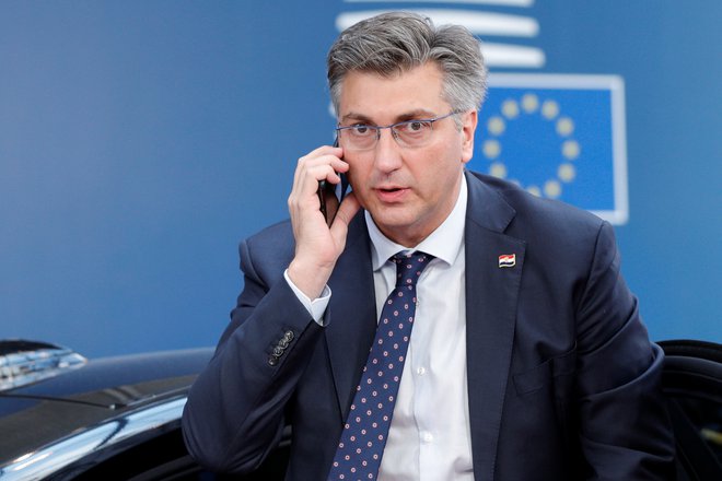 Premier Plenković in prvi mož osrednje hrvaške banke Boris Vujčić sta optimista. FOTO: Reuters