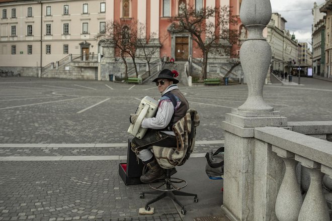 Po kriterijih Inštituta za ekonomijo in mir se Slovenija konstantno uvršča v vodilni ducat mirnih držav. FOTO: Voranc Vogel