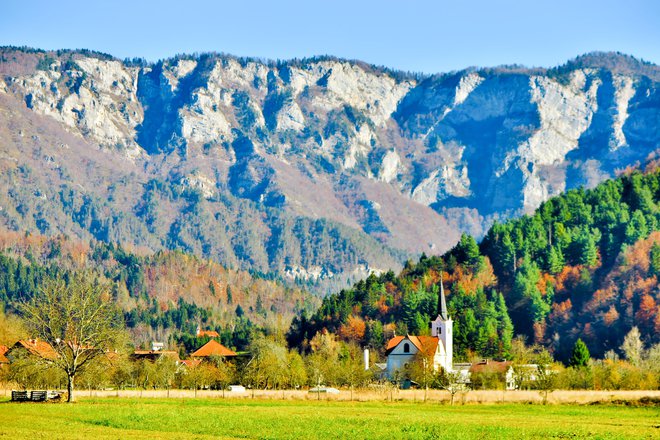 Že v zadnjem tednu januarja so cepljenje omogočili tudi v Osilnici in Kostelu. Foto Marko Feist