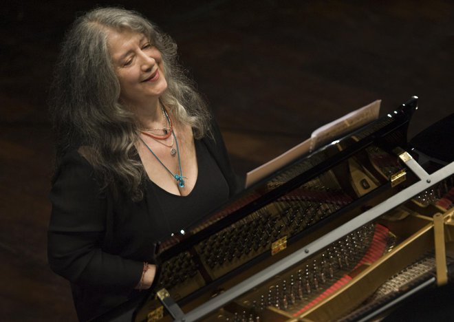 Martha Argerich je ena od največjih in najbolj spoštovanih pianistk stoletja. FOTO: Adriano Heitmann