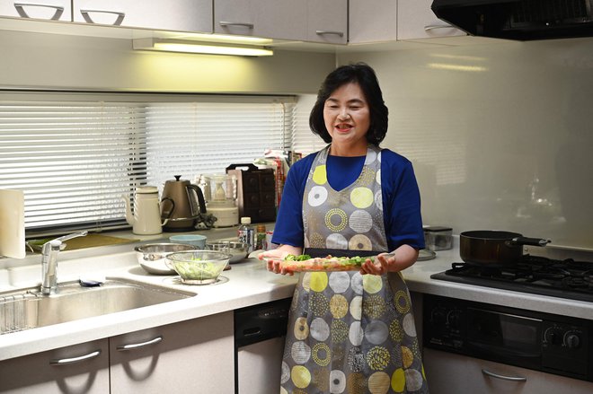 Obrok, ki ga je pripravila gospodinja Joko Nišimura, bo predstavljal japonsko kulnariko. FOTO: Kazuhiro Nogi/FPA