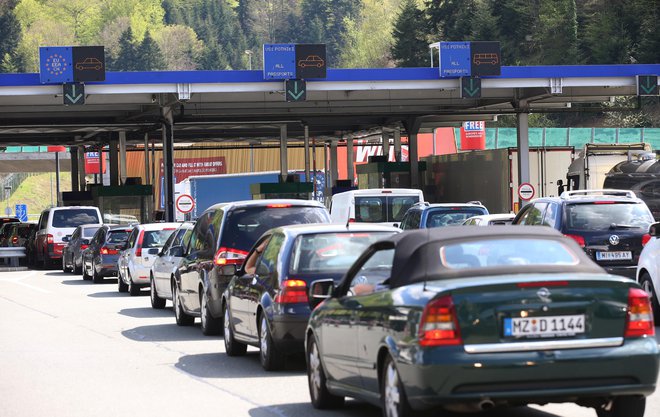 Mejni prehod Gruškovje. FOTO: Tadej Regent/Delo