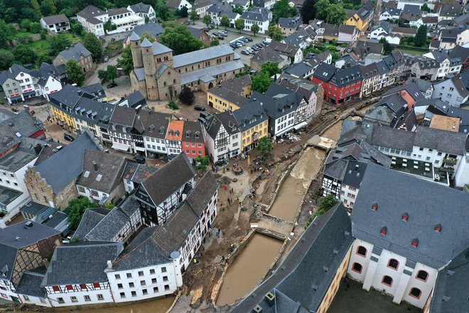 Razmere v Bad Muenstereifelu. FOTO: Ina Fassbender/AFP