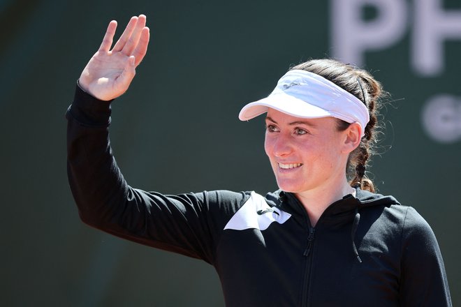 Najboljša slovenska teniška igralka Tamara Zidanšek se počasi vzpenja na lestvici WTA in se bliža doslej rekordni uvrstitvi Katarine Srebotnik na 20. mestu. FOTO: Pierre Albouy/AFP