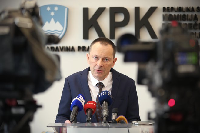 Uroš Novak, namestnik predsednika KPK, se je na zadnjem razpisu potegoval tudi za predsednika. FOTO: Jure Eržen/Delo