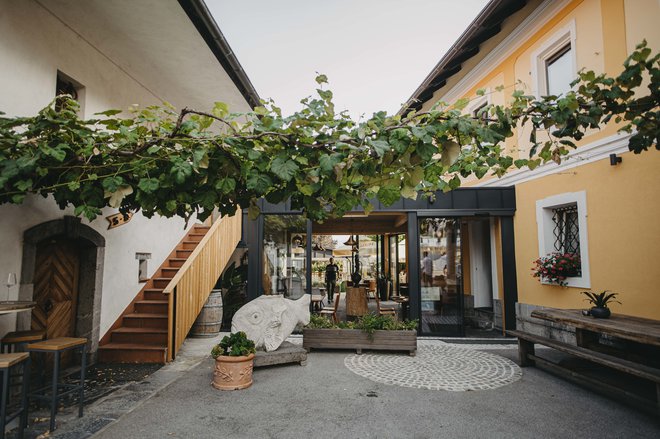 Hotel in restavracijo so med epidemijo temeljito obnovili. FOTO: Vid Rotar