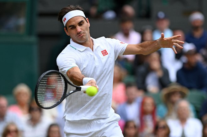 Roger Federer zaradi poškodbe odpovedal nastop na OI.&nbsp; FOTO: Glyn Kirk/AFP