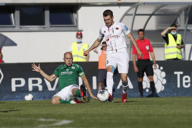 Tabor je prvenstvo začel v šampionskem slogu s podvigom v Fazaneriji, Marko Krivičić pa z golom. FOTO: Leon Vidic/Delo