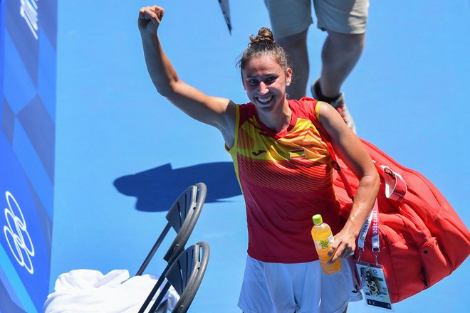 Sara Sorribes Tormo je že v 1. kolu presenetila št. 1 na lestvici WTA Avstralko Ashleigh Barty. FOTO: Tiziana Fabi/AFP