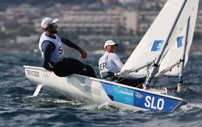 &raquo;Jadral sem solidno,&laquo; je prvi tekmovalni dan ocenil Žan Luka Zelko. FOTO: Carlos Barria/Reuters