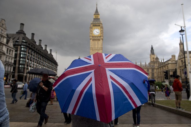 Z današnjim dnem bodo tako potniki iz EU in ZDA, ki so polno cepljeni, lahko vstopili v Anglijo brez napotitve v samoizolacijo. FOTO: Justin Tallis/AFP