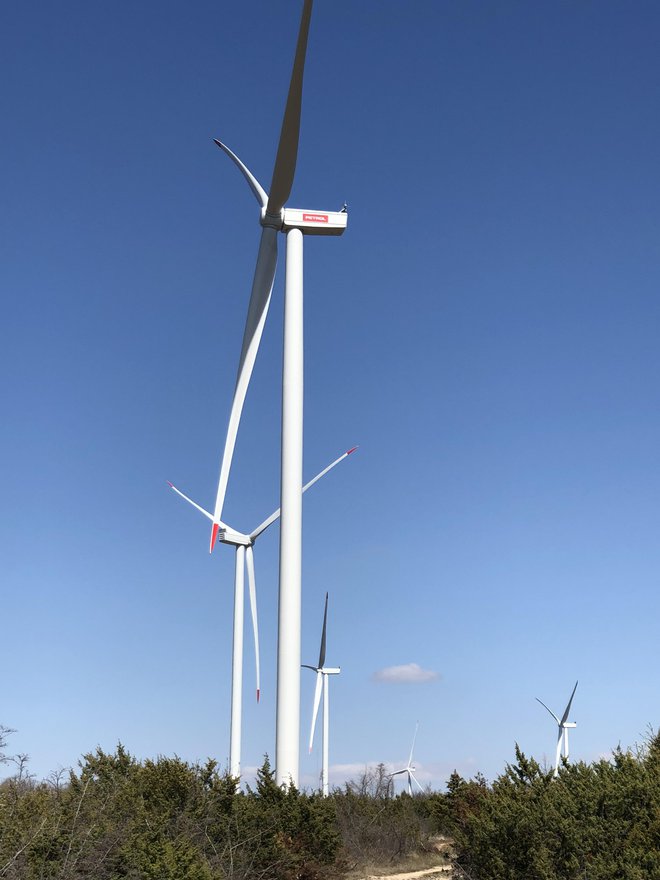 Devet novih vetrnic je na Hrvaškem začelo proizvajati elektriko. FOTO: Petrol