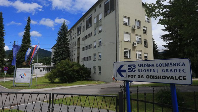 Splošna bolnišnica Slovenj Gradec. FOTO: Tadej Regent/Delo
