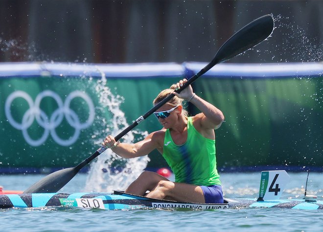 Špela Ponomarenko Janić med akcijo. FOTO: Maxim Shemetov/Reuters