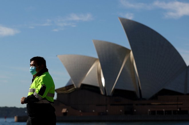 V zadnjem dnevu so v Novem Južnem Walesu potrdili celo največ okužb doslej, 262 - skoraj vse so odkrili v Sydneyju. FOTO: Brendon Thorne/AFP