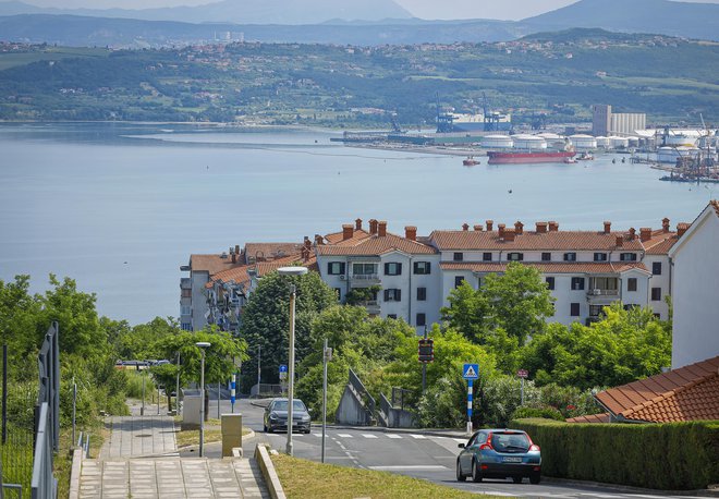 &raquo;Trg je v evforičnem stanju in ni mogoče še predvideti vrha, do koder bodo rasle cene nepremičnin,&laquo; meni Matija Košir iz nepremičninske agencije Re/Max. FOTO: Jože Suhadolnik/Delo