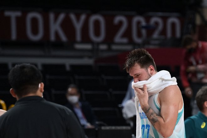 Luka Dončić ni skrival razočaranja po osvojitvi četrtega mesta na olimpijskih igrah. FOTO: Molly Darlington/Reuters