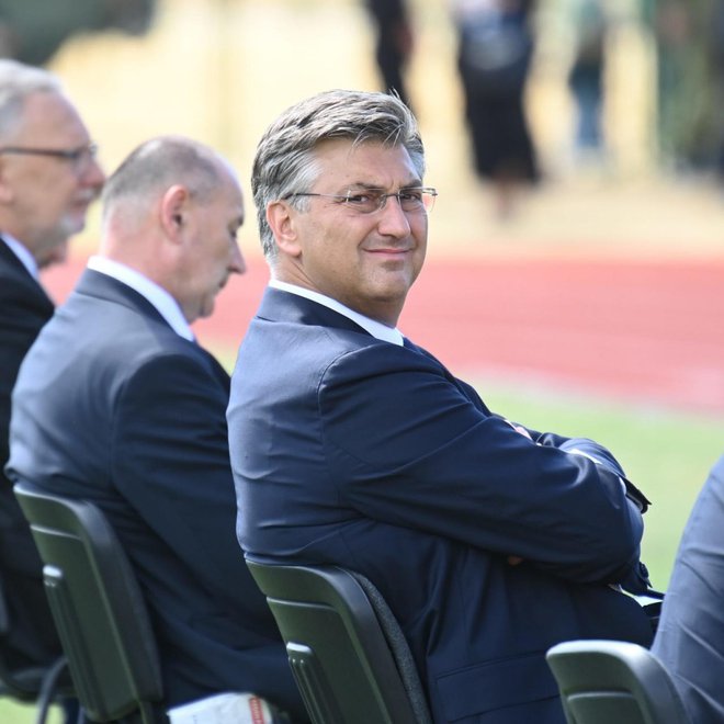 Andrej Plenković je zadovoljen, saj se mu opozicije skoraj ni treba več bati. FOTO: Tom Dubravec/Cropix