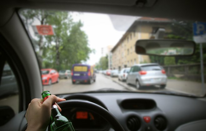 Če ste pili alkohol, ne sedajte za volan.<br />
FOTO: Blaž Samec