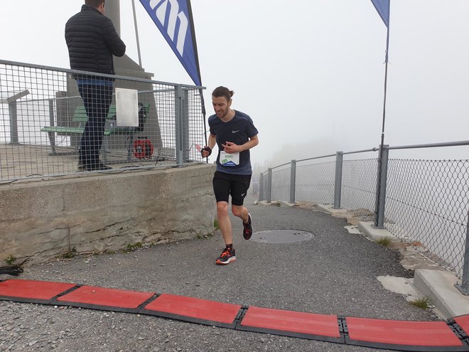 Nino v zadnjem šprintu pred ciljem. FOTO: osebni arhiv