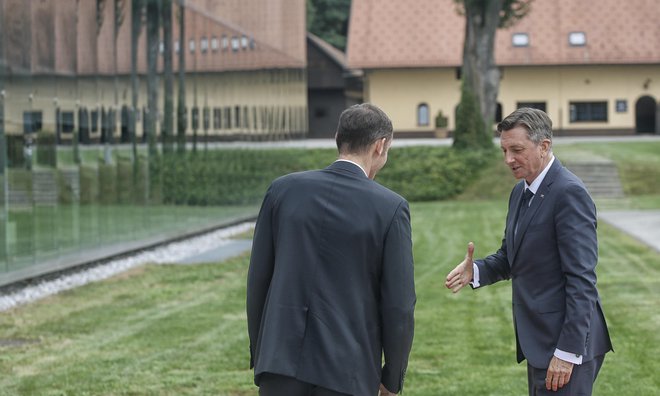 Dan slovenske diplomacije že dolgo ni razlog za veselje diplomatov. Drugače je pri politikih. FOTO: Blaž Samec/Delo