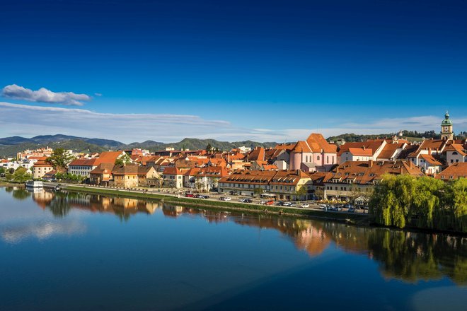 Veduta štajerske prestolnice z reko Dravo FOTO: Erich Reisinger/Visit Maribor