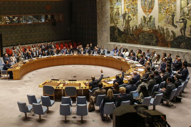 Varnostni svet OZN bi lahko še ta teden glasoval o francosko-britansko-nemškem predlogu. Foto: Kena Betancur/AFP