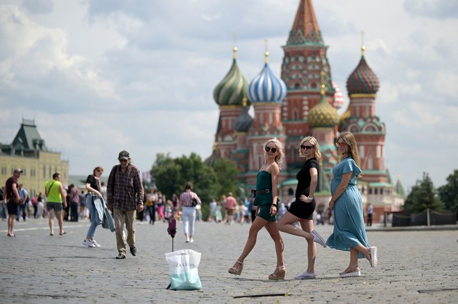 <em>Rusko vprašanje</em> je vsekakor zanimiva knjiga, še zlasti ker predstavlja in analizira ruske poglede. FOTO: Natalija Kolesnikova/AFP
